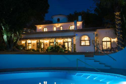 Luxury Villa El Toril - Mijas With Heated Pool & Scenic Views
