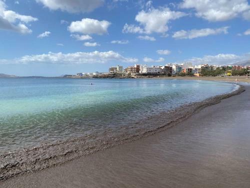 Beachfront Apartment Incl Highspeed Wifi