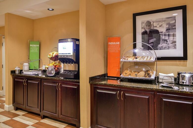 Hotel Hampton Inn Jackson-college Avenue