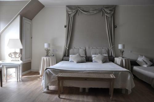 Hotel Malouini�re Le Valmarin