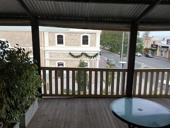 Motel Balcony On Sixth Lodge
