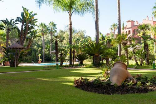 3+1 Bed Apartment, 100m Away From The Beach