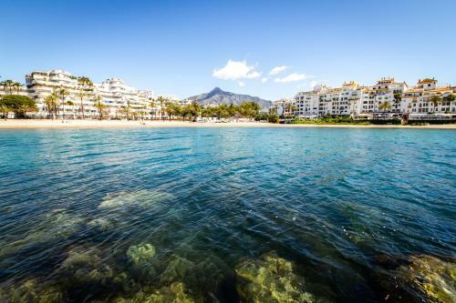 Marbella Banus Suites - Ceibo Centro Plaza Ban�s Suite Apartment