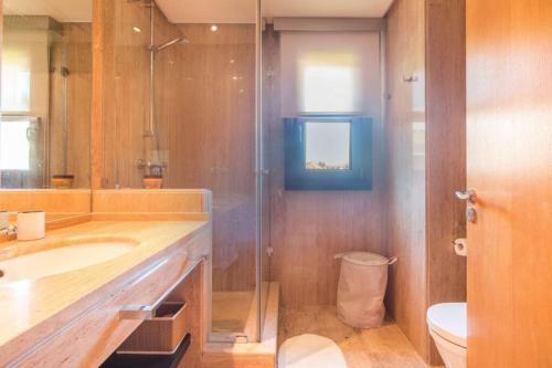 Exclusive 6 En Suite Bedroom Villa - Nag�eles