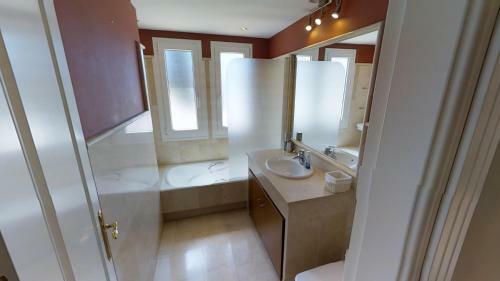 Apartamento Wonderful Penthouse With Pool And Sea View