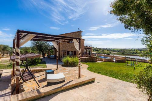 Villa Maria