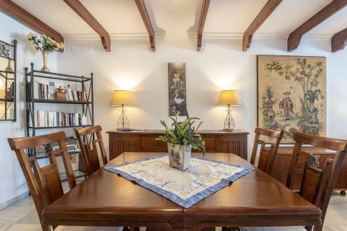Comfortable Yacht Club Apartment