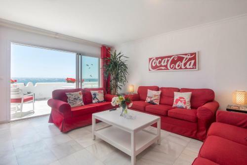 Superb Large Apartment On The Beach
