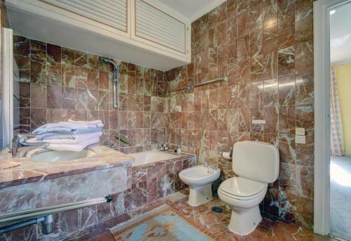 Exclusive Villa In Marbella Town
