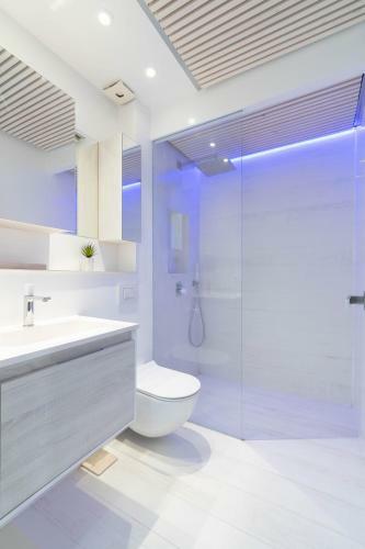 First Line Beach Apartment - Puerto Ban�s