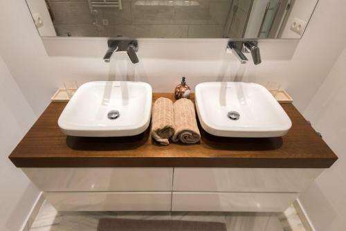 Apartamento Playas Del Duque, Puerto Banus, Golf .playa Y Compras
