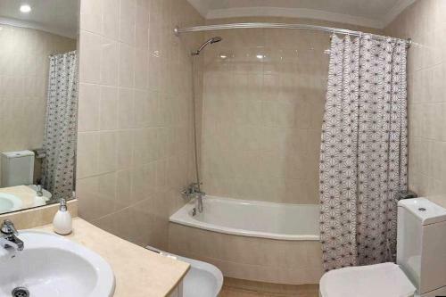 Aloha Apartamento Con Piscinas Y Parking