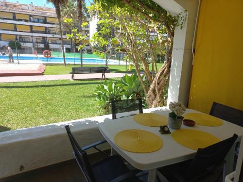 Apartamento Marbella Milla De Oro/ Golden Mille Marbella