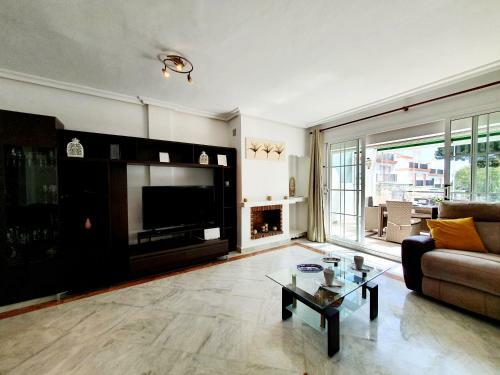 Apartamento Lomas De Cabopino House