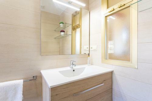 Romana Playa 323 Apartment By Ghr Rentals