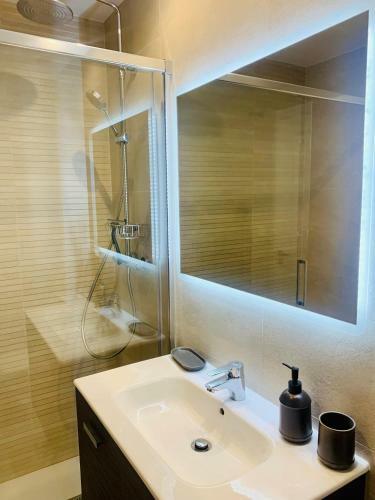 Sea View Luxury New Apartment Marbella Port