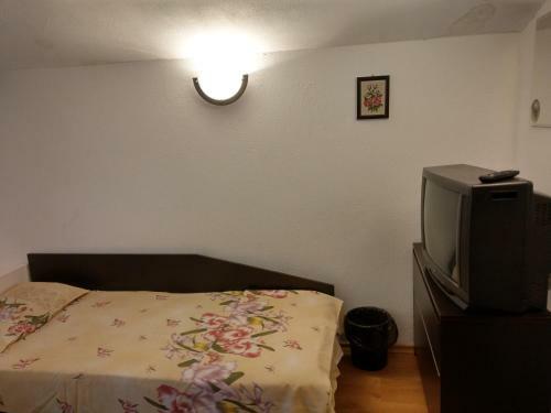 Hostal Vitanova Guest House