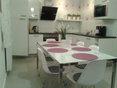 Apartament Bia?y Pod ?nie?k?