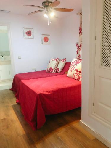 Detached Villa With Private Heated Infinity Pool Close To Port And Beach