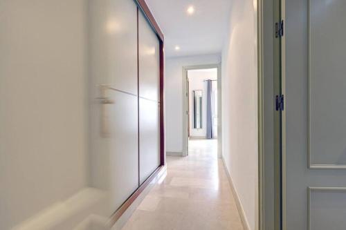 Apartamento Stunning Duplex 5 Minutes From Puerto Ban�s