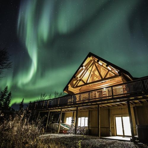 Hotel Inn On The Lake - Whitehorse