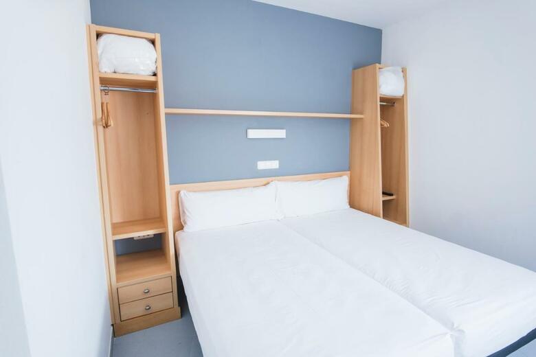 Hostal Alda Egues Rooms
