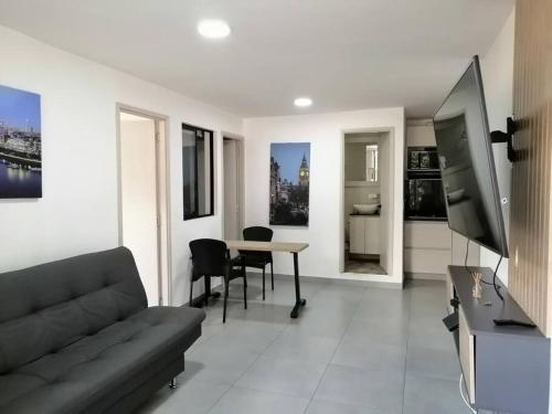 Apartamento En Excelente Ubicaci�n Medell�n