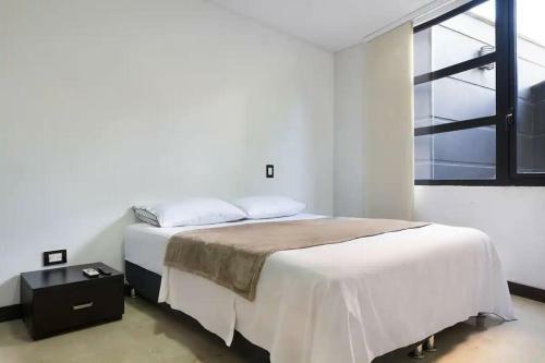 Apartamento 201 Huge Terrace And Beautiful View In El Poblado