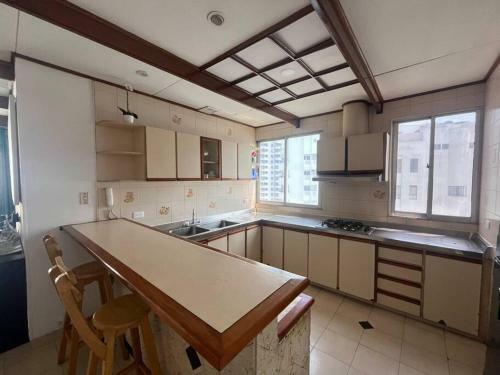 Apartamento Amazing Penthouse With Stunning Views & Pool