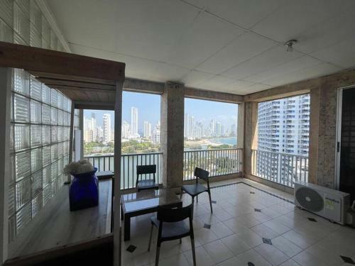 Apartamento Amazing Penthouse With Stunning Views & Pool