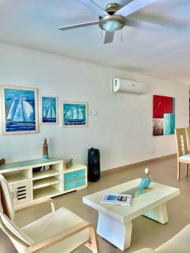Casa Moderna Con Playa Cartagena
