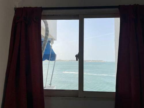 Apartamento Cozy Beachfront Apt Great Views
