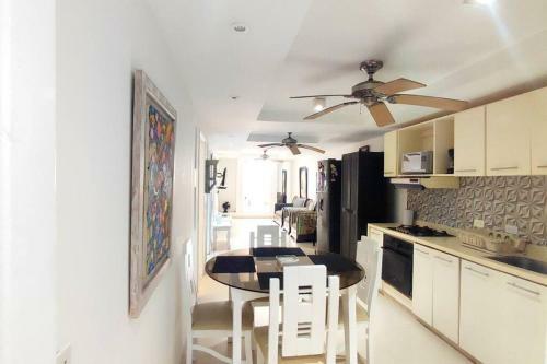 Apartamento Cozy Apto With AC And Washer Inside The Walls