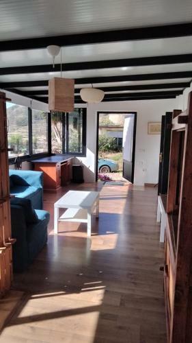 Casita De La Monta�a De Mar�a