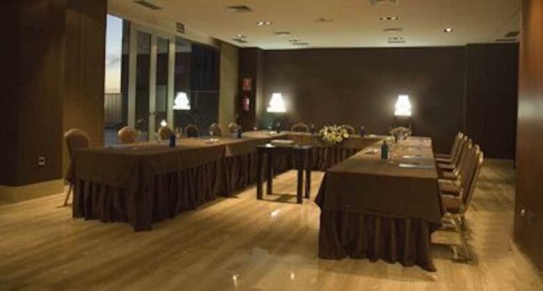 Hotel Maci� Real de La Alhambra