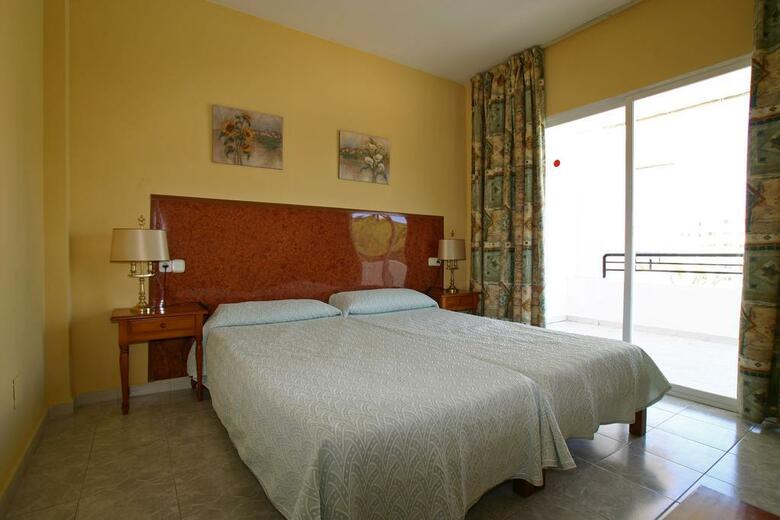 Apartamentos Sol Lunamar