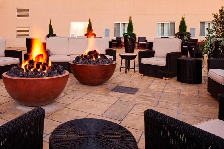 Hotel Courtyard Fort Wayne Downtown At Grand Wayne Convention Center