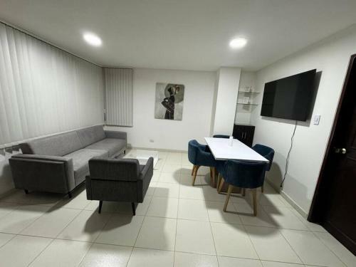 Lujoso Apartamento C�ntrico