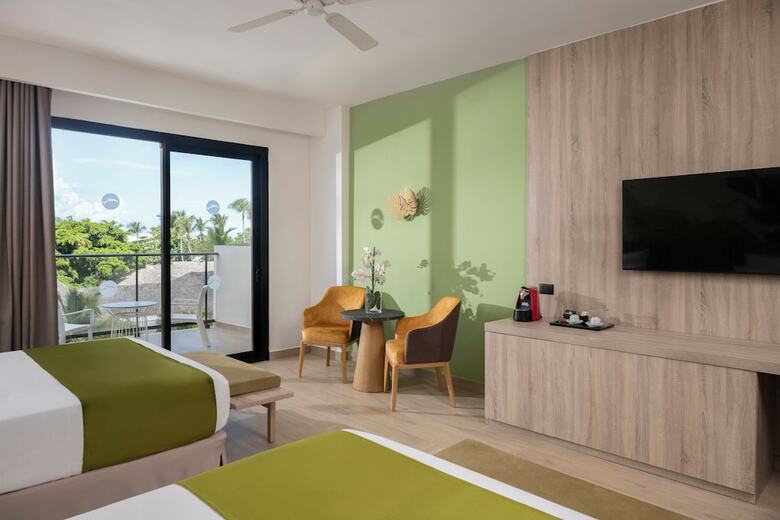 Hotel Serenade All Suites - Adults Only Resort