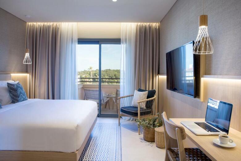 Cora Hotel & Spa