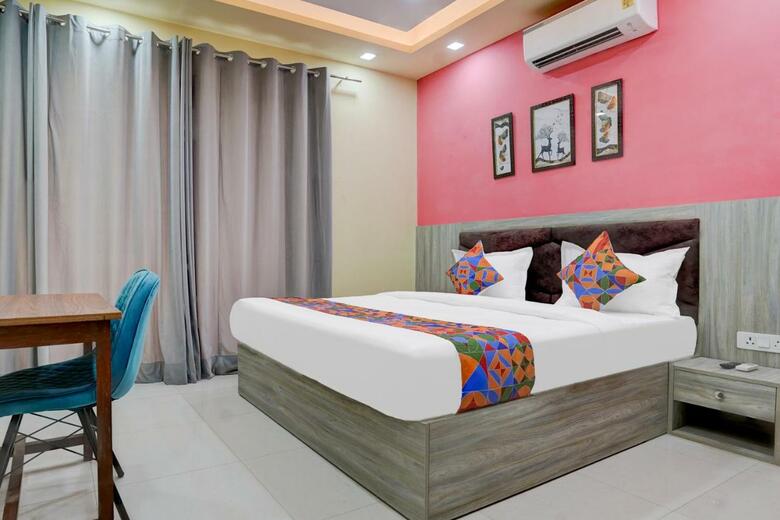 Fabhotel Sky