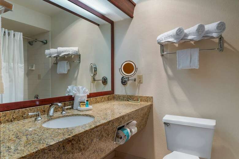 Hotel Best Western Plus Mill Creek Inn