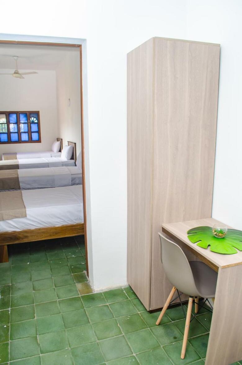 Aw Hotel Puertas De La Bahia
