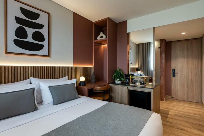 Heiss Hotel