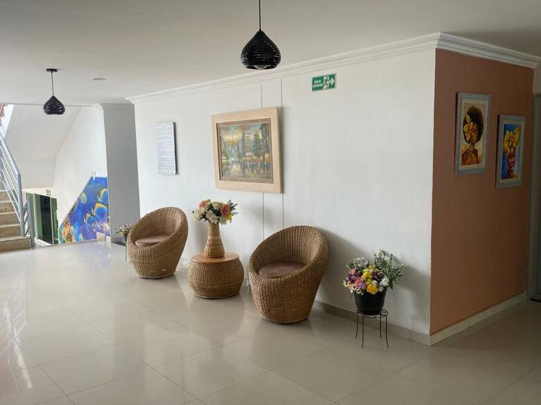 Hotel Olas Marinas Inn
