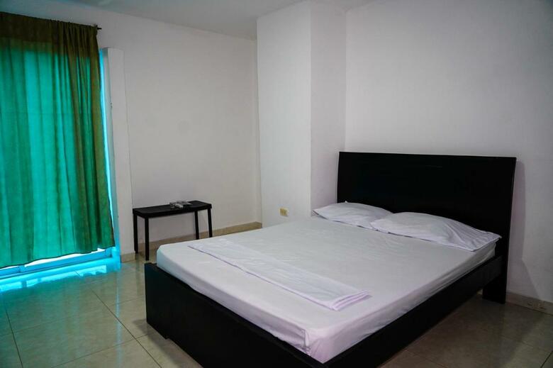 Hotel Jiisot Camarones Inn