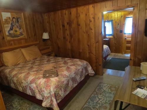 Mountain Motel