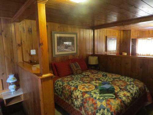 Mountain Motel
