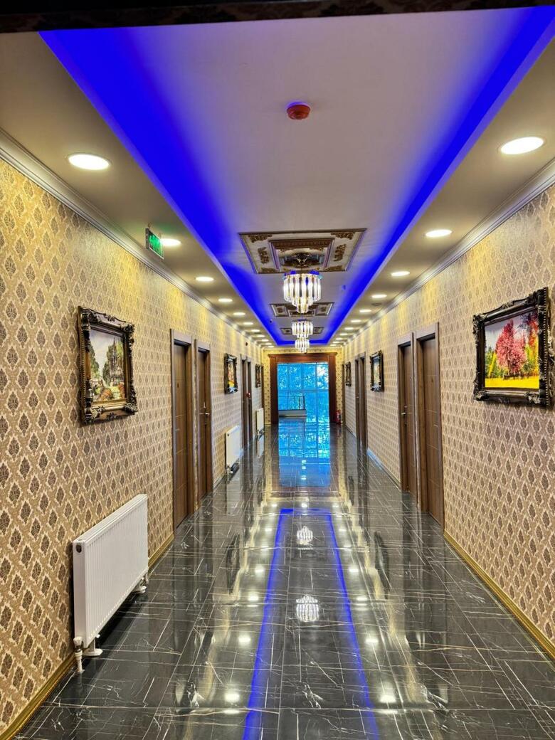 Grand Ararat Hotel