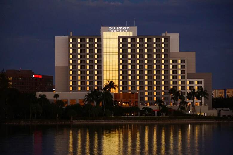 Hotel Pullman Miami Airport